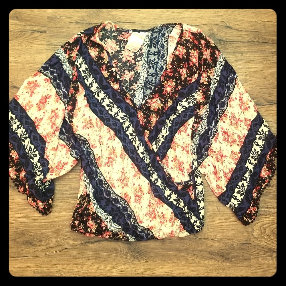 Intu kimono wrap top